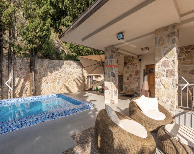 Image No.9-Villa / Détaché de 7 chambres à vendre à Budva