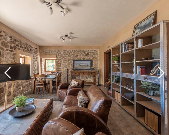 Image No.20-Villa / Détaché de 7 chambres à vendre à Budva