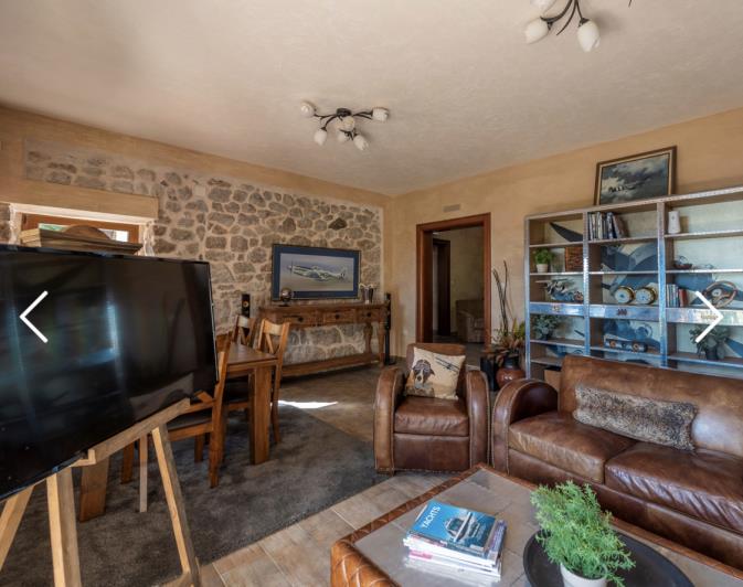 Image No.21-Villa / Détaché de 7 chambres à vendre à Budva