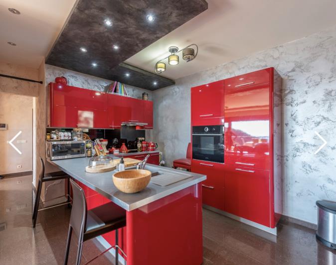 Image No.30-Villa / Détaché de 7 chambres à vendre à Budva