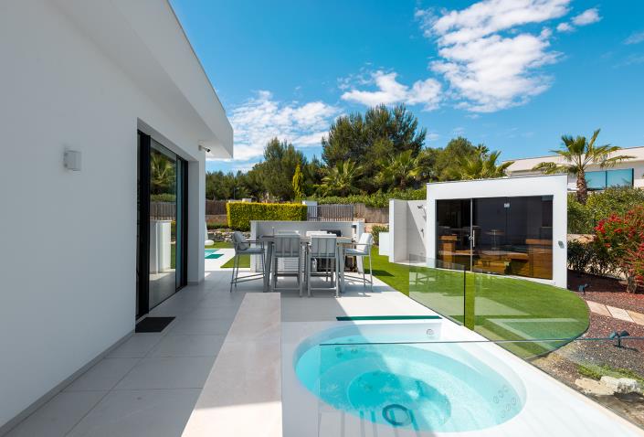 Image No.30-4 Bed Villa for sale