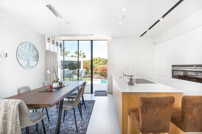 Image No.44-4 Bed Villa for sale