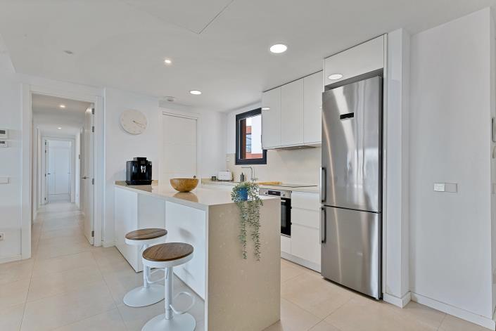 Image No.11-4 Bed Apartment for sale