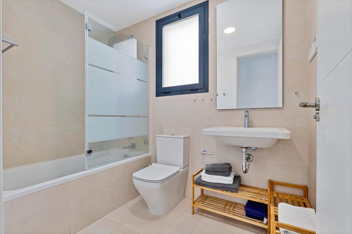 Image No.22-4 Bed Apartment for sale