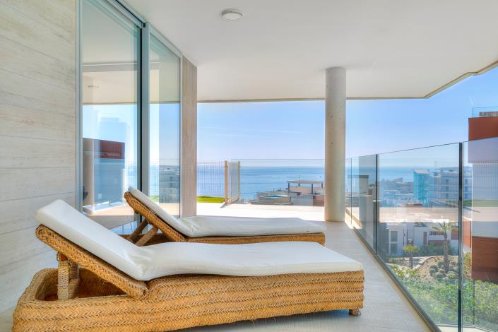 Image No.22-3 Bed Apartment for sale