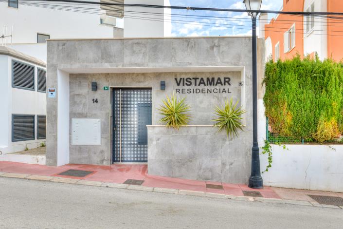 Image No.34-3 Bed Townhouse for sale