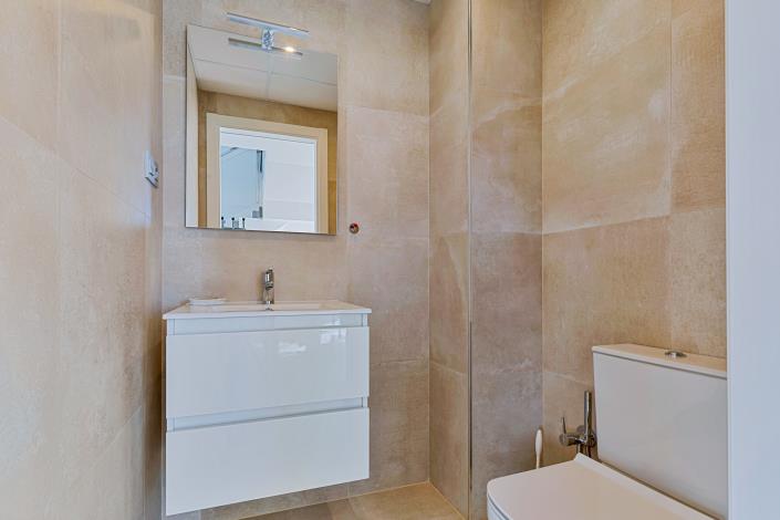 Image No.9-3 Bed Townhouse for sale