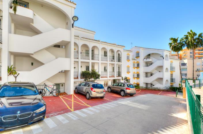 Image No.23-2 Bed Apartment for sale