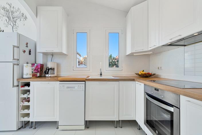 Image No.7-2 Bed Apartment for sale