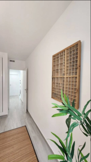 Image No.18-3 Bed Apartment for sale