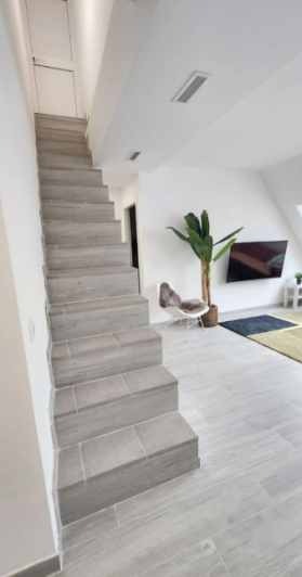 Image No.23-3 Bed Apartment for sale