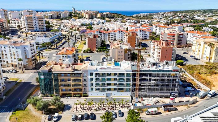 Image No.29-3 Bed Apartment for sale