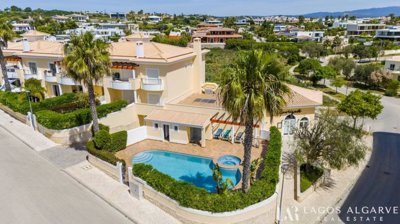1 - Porto de Mos, Townhouse