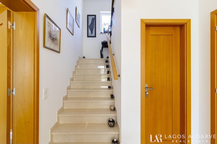 Image No.16-3 Bed Townhouse for sale