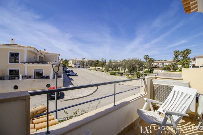 Image No.29-3 Bed Townhouse for sale
