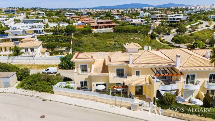 Image No.33-3 Bed Townhouse for sale