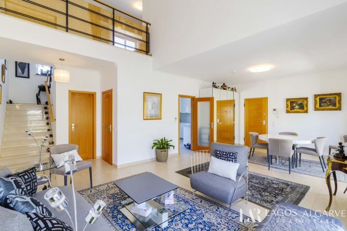 Image No.5-3 Bed Townhouse for sale