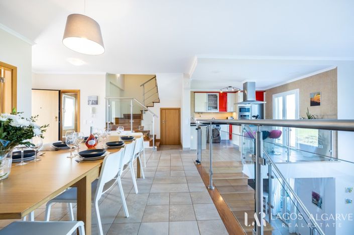 Image No.5-Villa de 4 chambres à vendre à Vila do Bispo