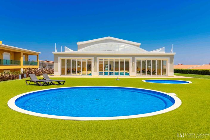 Image No.24-2 Bed Townhouse for sale