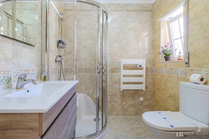 Image No.24-6 Bed Villa for sale