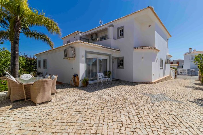 Image No.61-6 Bed Villa for sale