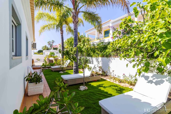 Image No.63-6 Bed Villa for sale