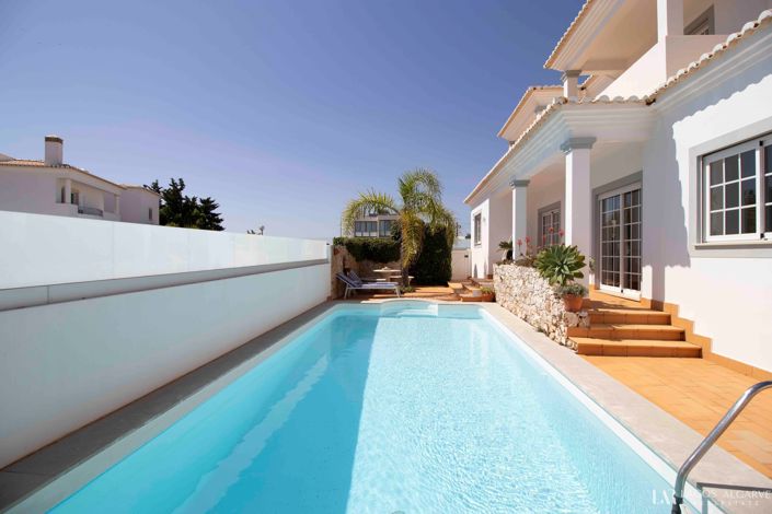 Image No.66-6 Bed Villa for sale