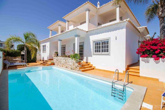 Image No.68-6 Bed Villa for sale