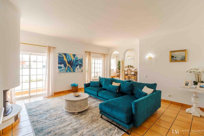 Image No.7-6 Bed Villa for sale