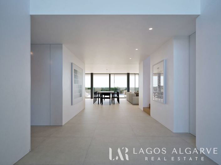 Image No.10-4 Bed Villa for sale