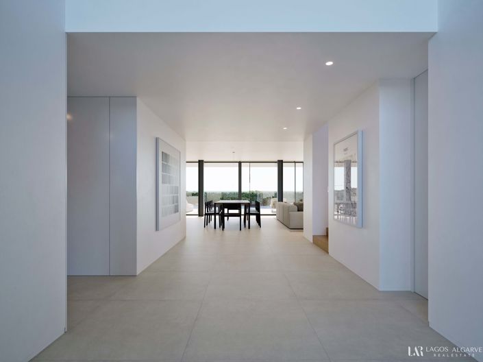 Image No.10-4 Bed Villa for sale