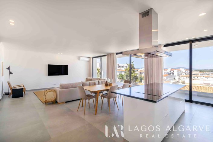 Image No.2-3 Bed Villa for sale