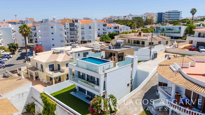 Image No.32-3 Bed Villa for sale