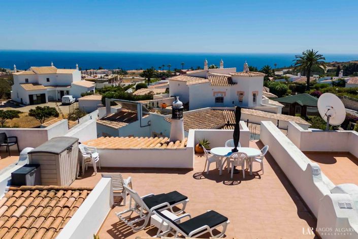 Image No.1-3 Bed Villa for sale