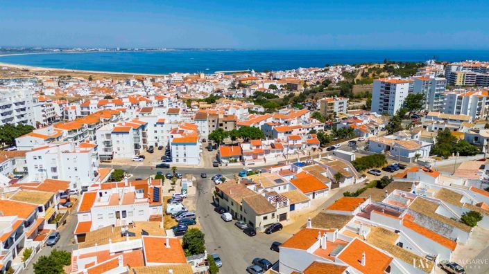 Image No.30-5 Bed Villa for sale