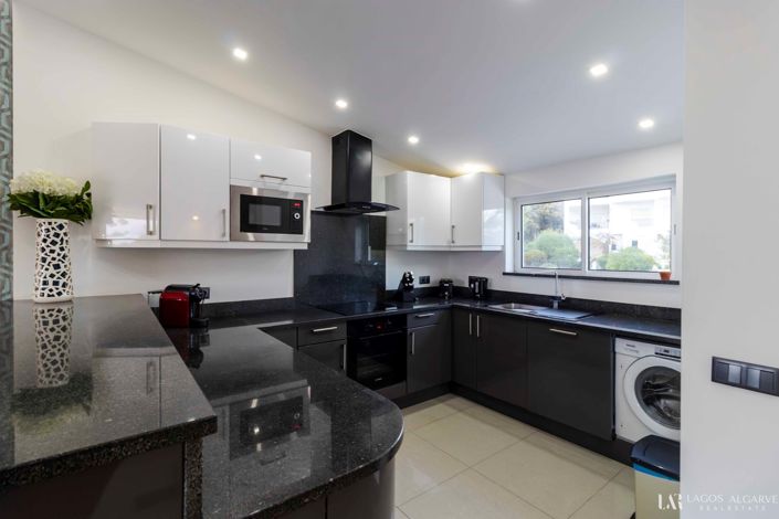 Image No.13-2 Bed Villa for sale