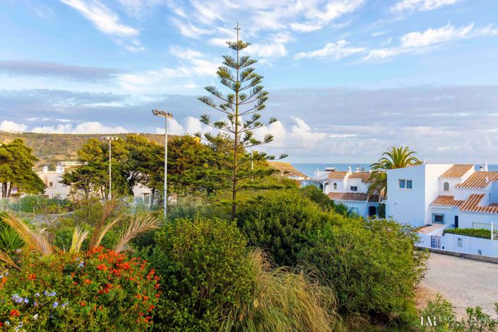 Image No.17-2 Bed Villa for sale