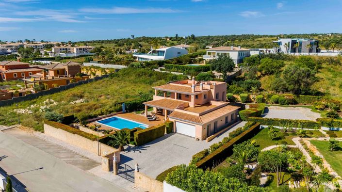 Image No.17-4 Bed Villa for sale