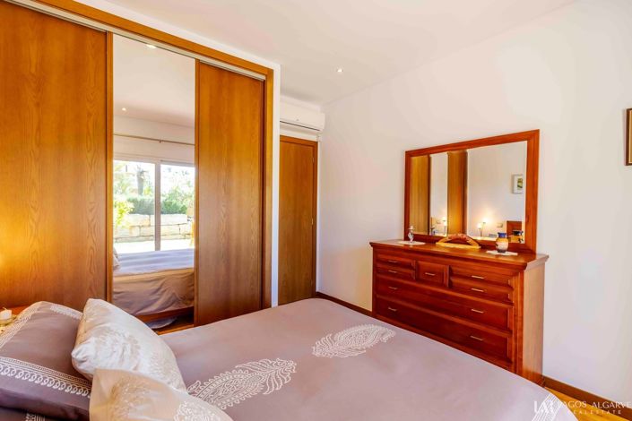 Image No.26-4 Bed Villa for sale