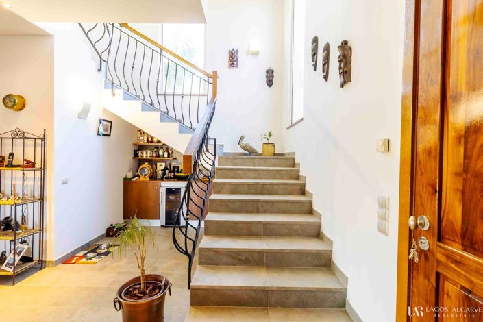 Image No.28-4 Bed Villa for sale