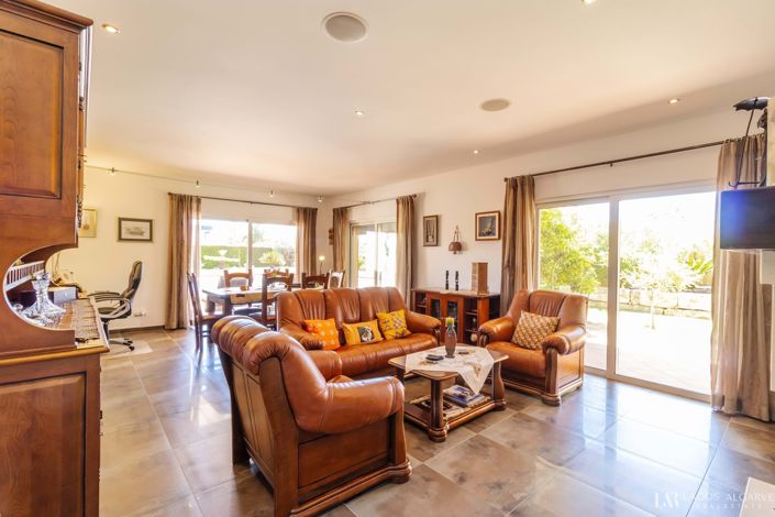 Image No.7-4 Bed Villa for sale