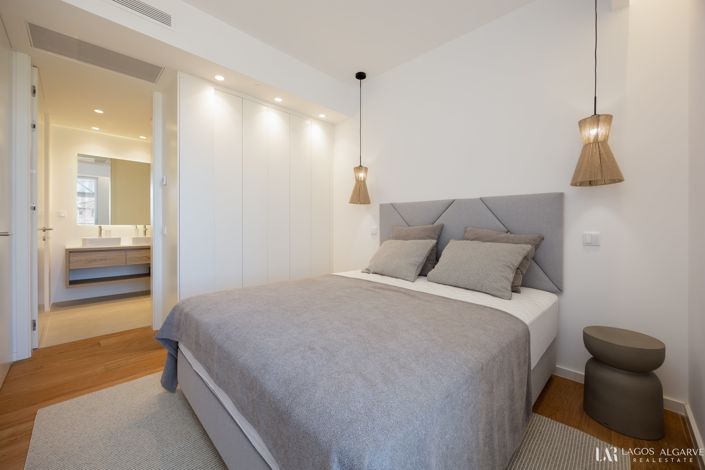 Image No.14-2 Bed Apartment for sale