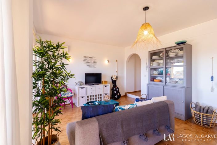 Image No.17-2 Bed Apartment for sale