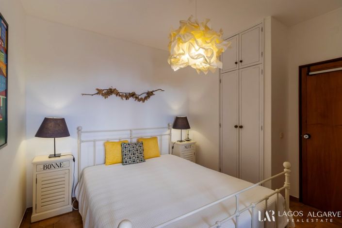 Image No.23-2 Bed Apartment for sale