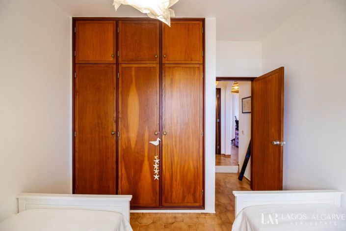 Image No.26-2 Bed Apartment for sale