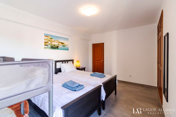 Image No.20-2 Bed Apartment for sale