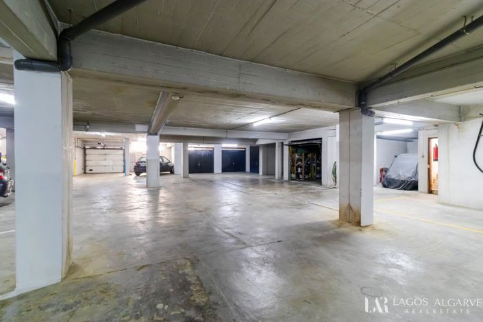 Image No.24-2 Bed Apartment for sale