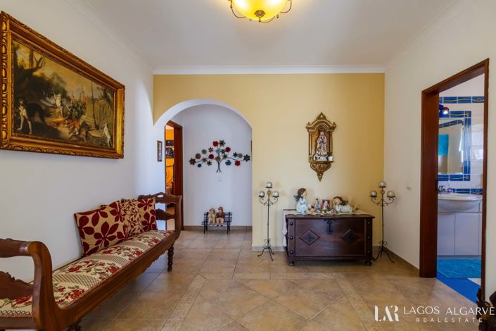 Image No.19-5 Bed Villa for sale