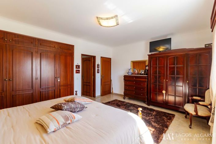 Image No.21-5 Bed Villa for sale