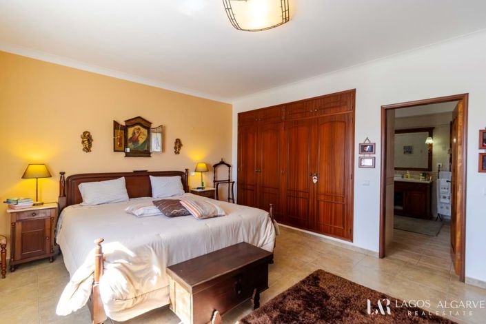 Image No.22-5 Bed Villa for sale